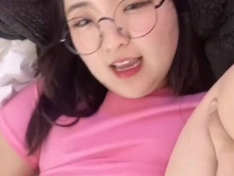 AroomiKim Onlyfans Leaked Video Get fucked